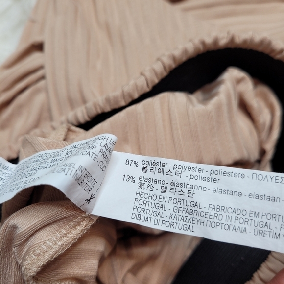 Zara Split Leg Nude Culottes Pants - Picture 12 of 12